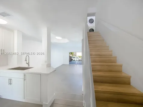 8260 NW 10th Street Miami FL 33126