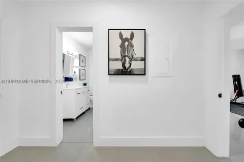 555 NE 127th Street North Miami FL 33161