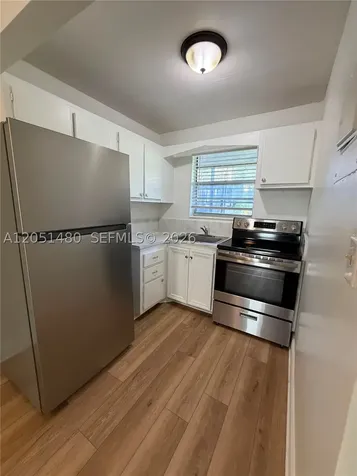 7041 Sunset Strip Sunrise FL 33313