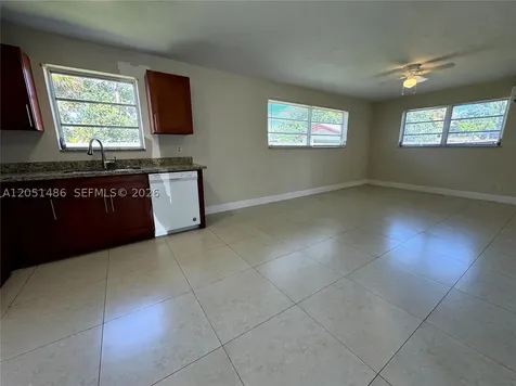 3421 SW 32nd Court West Park FL 33023
