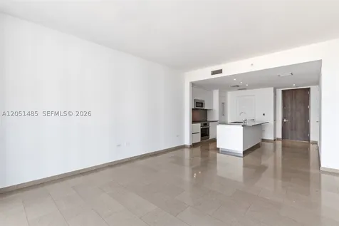 68 SE 6th Street Miami FL 33131