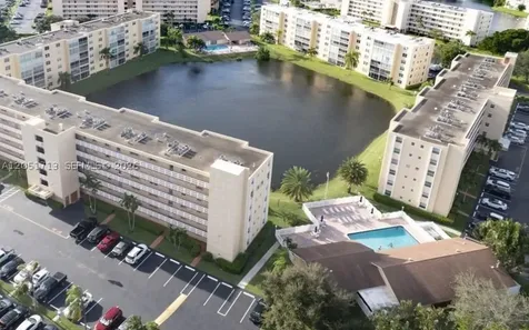 441 SE 3rd Street Dania Beach FL 33004