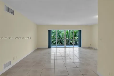 1000 NE 14th Avenue Hallandale Beach FL 33009