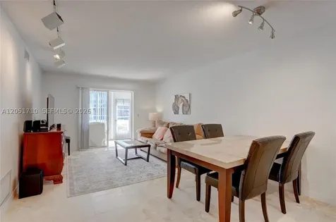 2212 NE 1st Way Boynton Beach FL 33435