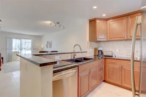 2212 NE 1st Way Boynton Beach FL 33435