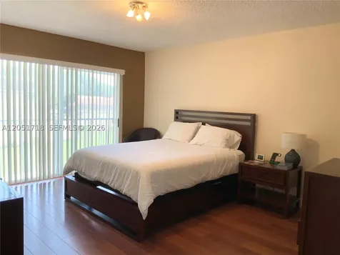 10241 NW 52nd Terrace Doral FL 33178