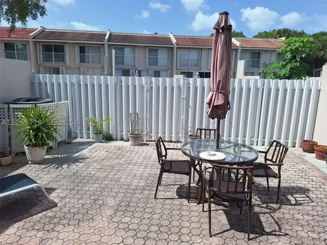 10241 NW 52nd Terrace Doral FL 33178