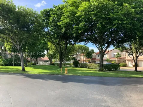 10241 NW 52nd Terrace Doral FL 33178