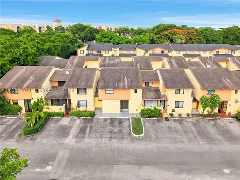 9674 Fontainebleau Boulevard Miami FL 33172