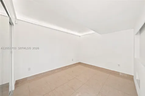 9674 Fontainebleau Boulevard Miami FL 33172
