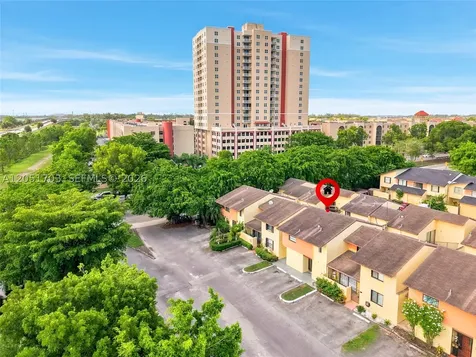 9674 Fontainebleau Boulevard Miami FL 33172