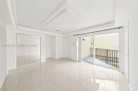 9674 Fontainebleau Boulevard Miami FL 33172