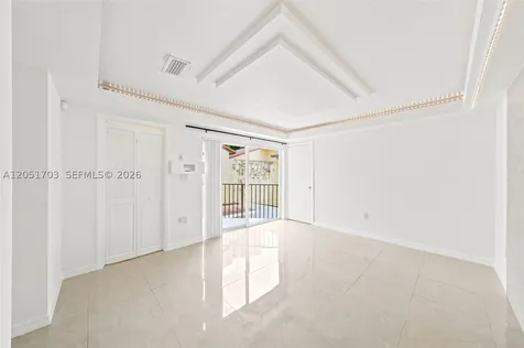 9674 Fontainebleau Boulevard Miami FL 33172