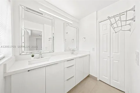9674 Fontainebleau Boulevard Miami FL 33172