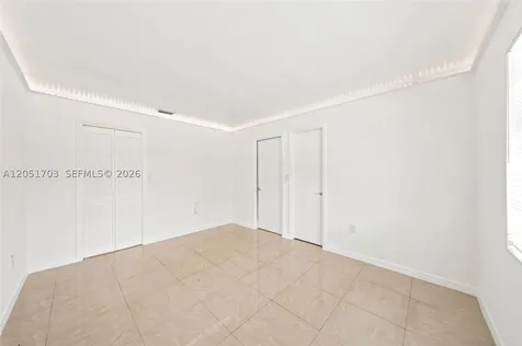 9674 Fontainebleau Boulevard Miami FL 33172