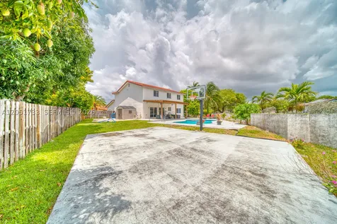 8611 SW 207th Terrace Cutler Bay FL 33189