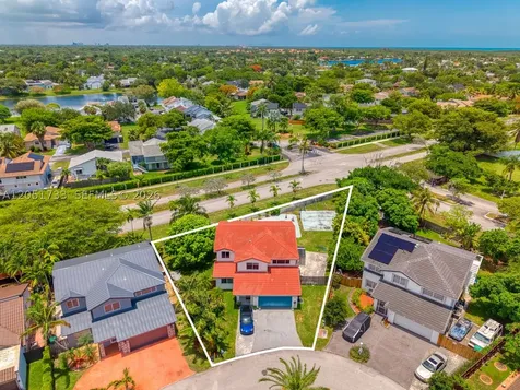8611 SW 207th Terrace Cutler Bay FL 33189