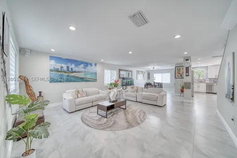 8611 SW 207th Terrace Cutler Bay FL 33189