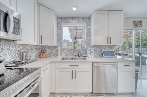 8611 SW 207th Terrace Cutler Bay FL 33189