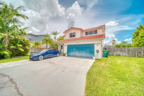 8611 SW 207th Terrace Cutler Bay FL 33189