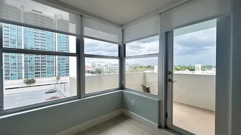 2899 Collins Avenue Miami Beach FL 33140