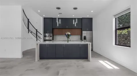 8900 NW 161st Terrace Miami Lakes FL 33018