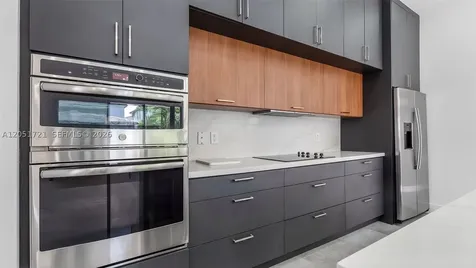 8900 NW 161st Terrace Miami Lakes FL 33018