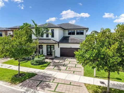 8900 NW 161st Terrace Miami Lakes FL 33018
