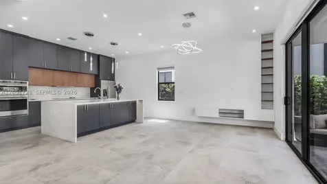8900 NW 161st Terrace Miami Lakes FL 33018