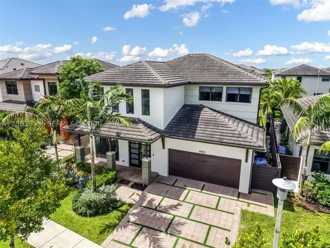 8900 NW 161st Terrace Miami Lakes FL 33018