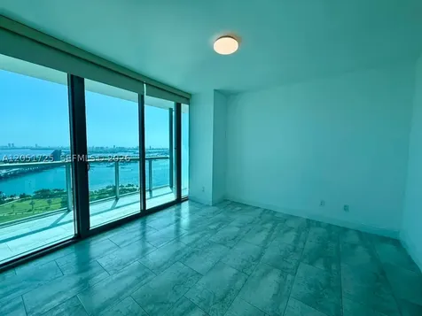 888 Biscayne Boulevard Miami FL 33132