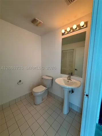 888 Biscayne Boulevard Miami FL 33132