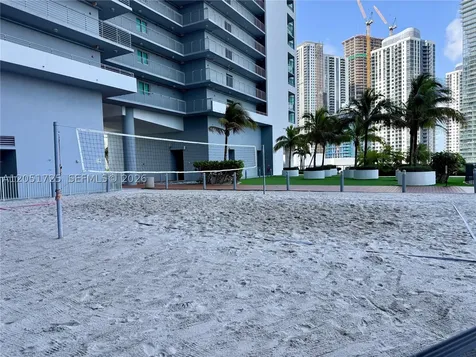 888 Biscayne Boulevard Miami FL 33132