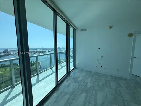888 Biscayne Boulevard Miami FL 33132