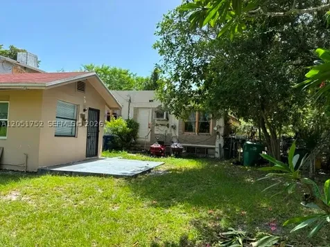 1133 NW 79th Terrace Miami FL 33150