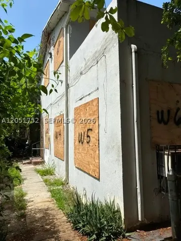 1133 NW 79th Terrace Miami FL 33150