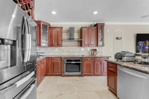 16237 SW 44th Terrace Miami FL 33185