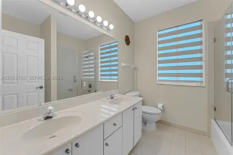 16237 SW 44th Terrace Miami FL 33185