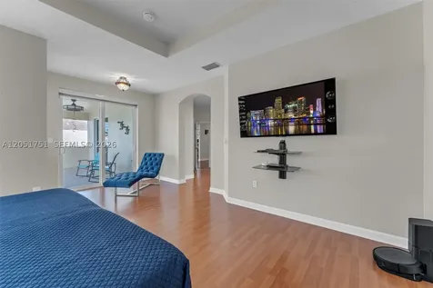 16237 SW 44th Terrace Miami FL 33185