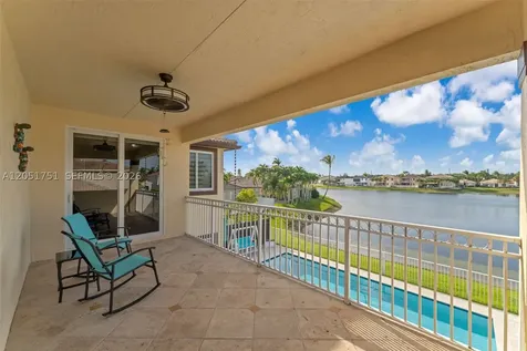 16237 SW 44th Terrace Miami FL 33185