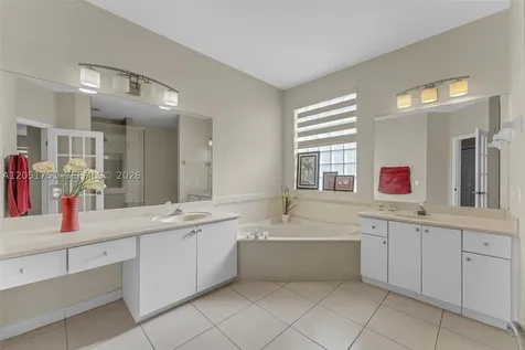 16237 SW 44th Terrace Miami FL 33185
