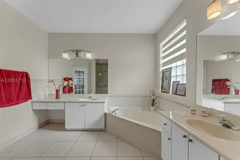 16237 SW 44th Terrace Miami FL 33185