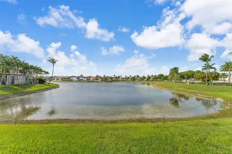16237 SW 44th Terrace Miami FL 33185