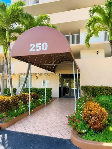 250 Jacaranda Drive Plantation FL 33324