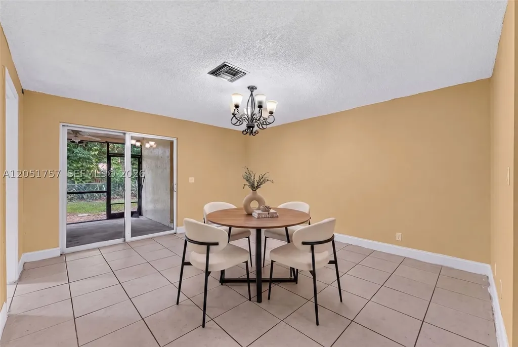 3871 NW 110th Avenue Coral Springs FL 33065