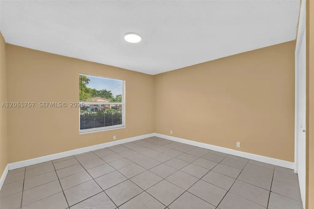 3871 NW 110th Avenue Coral Springs FL 33065