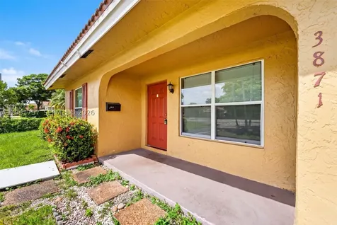 3871 NW 110th Avenue Coral Springs FL 33065