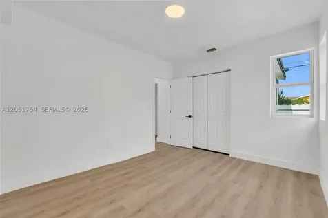 5364 NW 29th Avenue Miami FL 33142