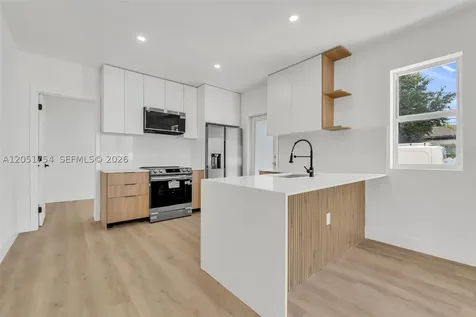 5364 NW 29th Avenue Miami FL 33142