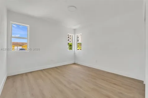 5364 NW 29th Avenue Miami FL 33142